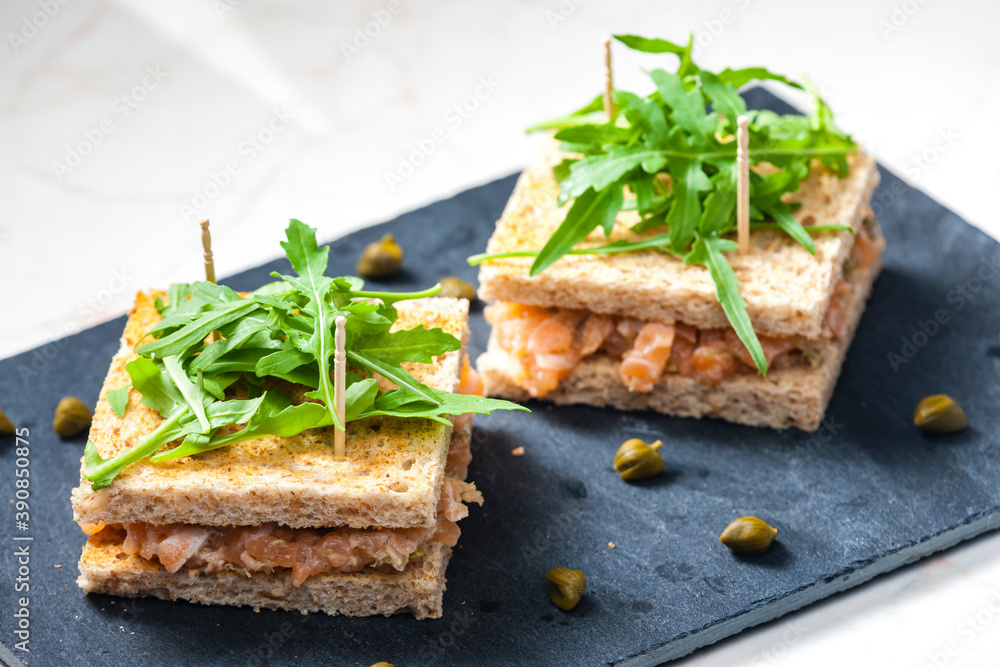 salmon tartare in toast bread salmon tartare in toast bread