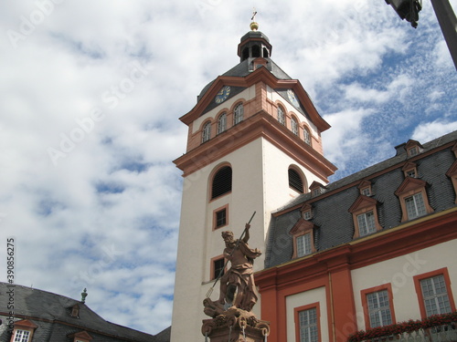 Schlosskirche und Neptunbrunnen Weilburg in Hessen an der Lahn