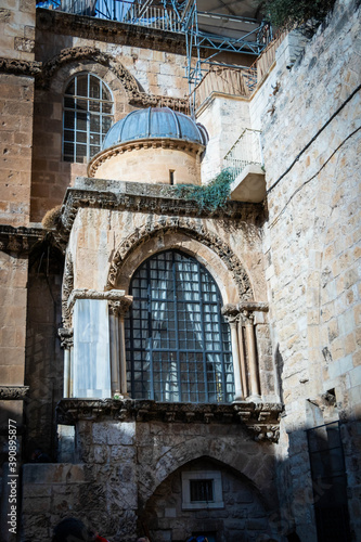 Fototapeta Naklejka Na Ścianę i Meble -  
historic basilica of the tomb in jerusalem