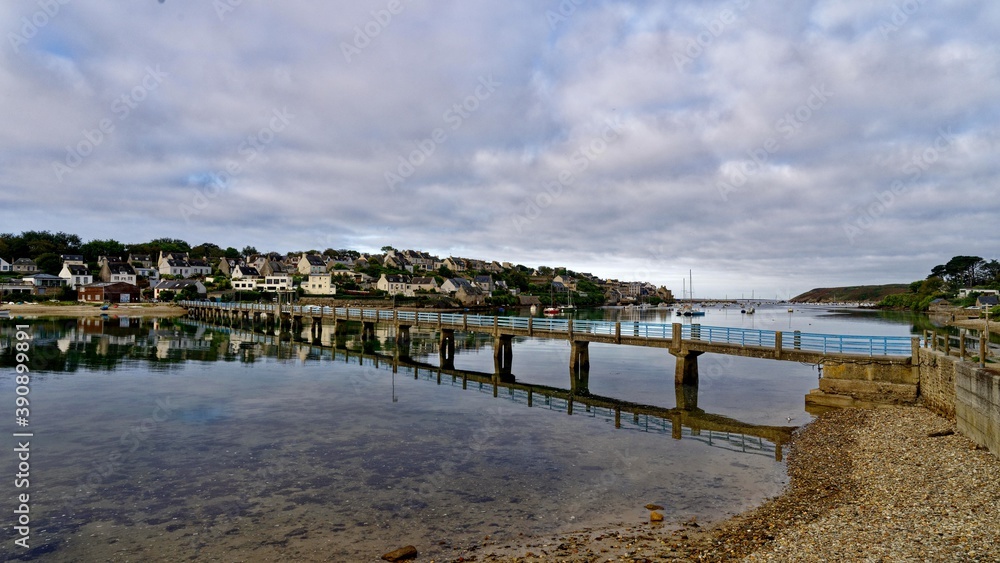 Passerelle sur la Ria, GR34,  Le Conquet, Finistère, Bretagne, France
