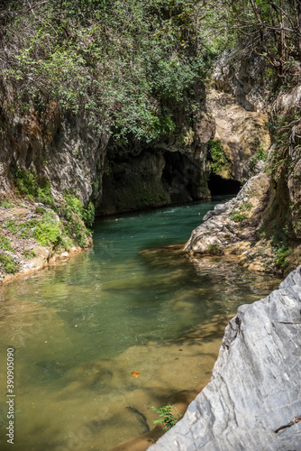 Río en el Parque Nacional El Cubano en Topes de Collantes Cuba