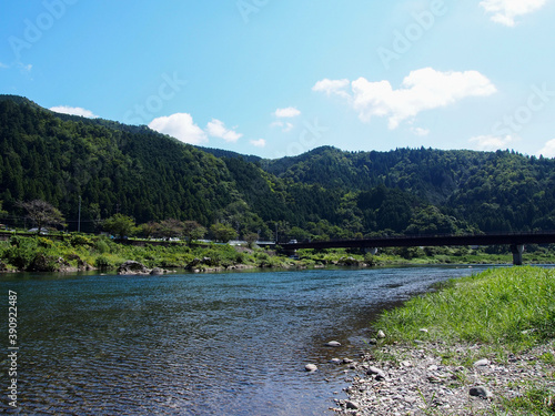 岐阜県 郡上市のとてもきれいな川