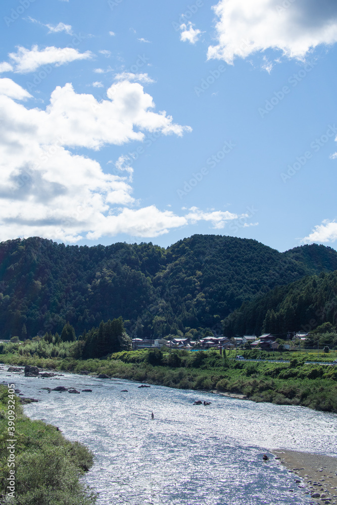 岐阜県 美濃市のとてもきれいな川