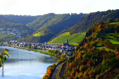 Blick ins Moseltal über Brodenbach bis Lehmen photo