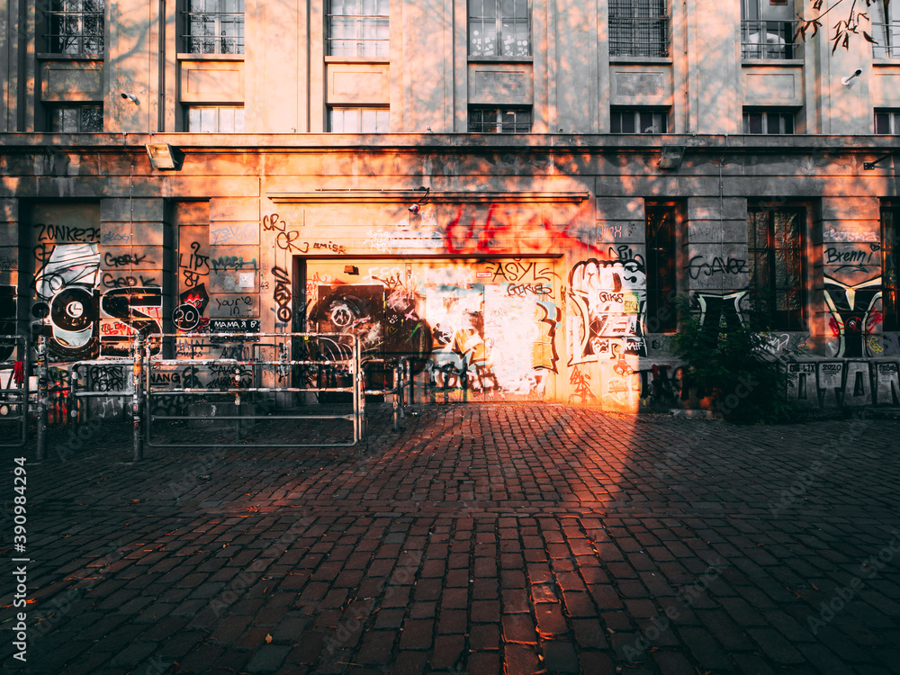 Fototapeta premium Legendarny klub Berghain Berlin w Corona Covid 
