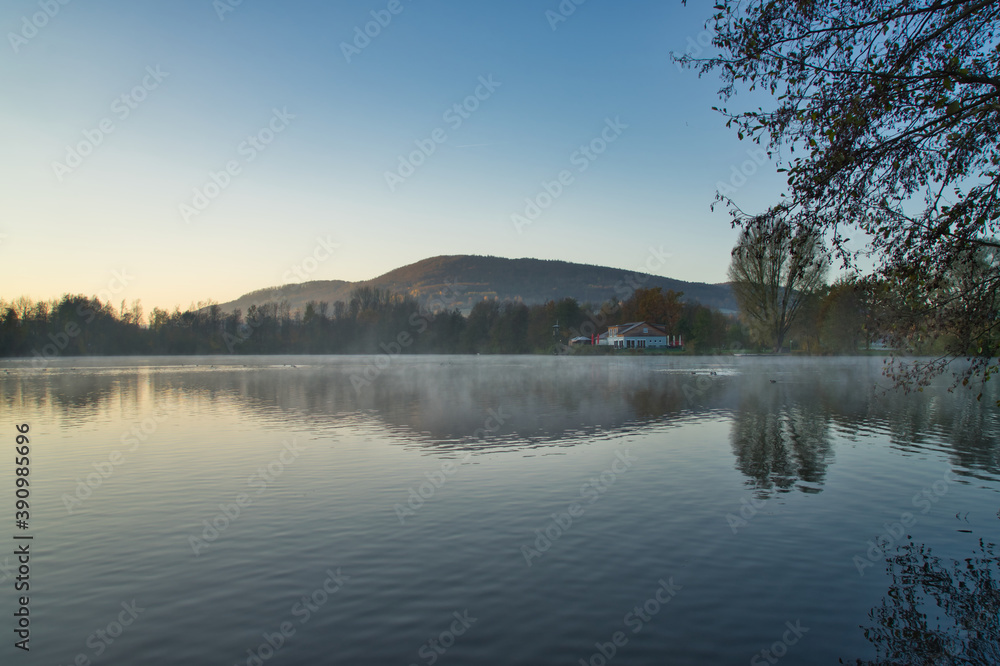 Fototapeta premium sunrise over the lake