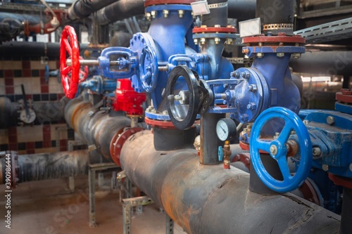 Round valve in industrial environment