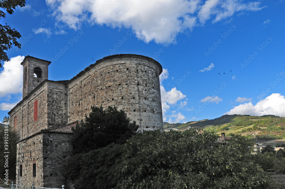 Bobbio, le rovine del monastero di San Francesco - Piacenza	