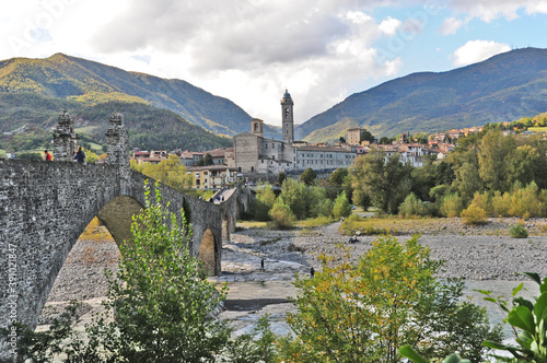 Quadro su tela Bobbio, il ponte Gobbo sul Trebbia- Piacenza