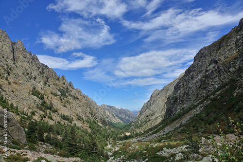 Randonnée sur le GR 20 en Corse dans les gorges de la Restonica