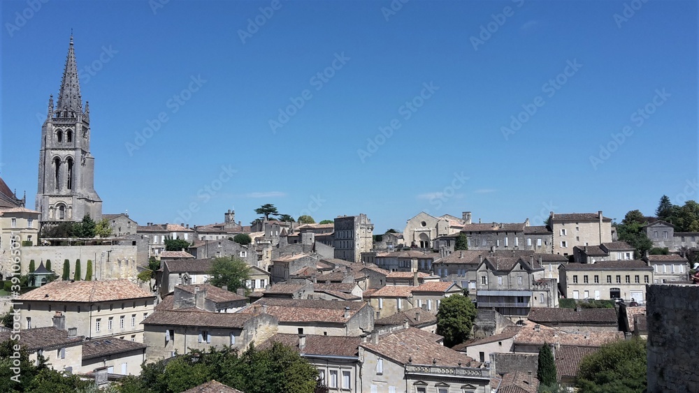 Panorama der Weinstadt Saint Emilion