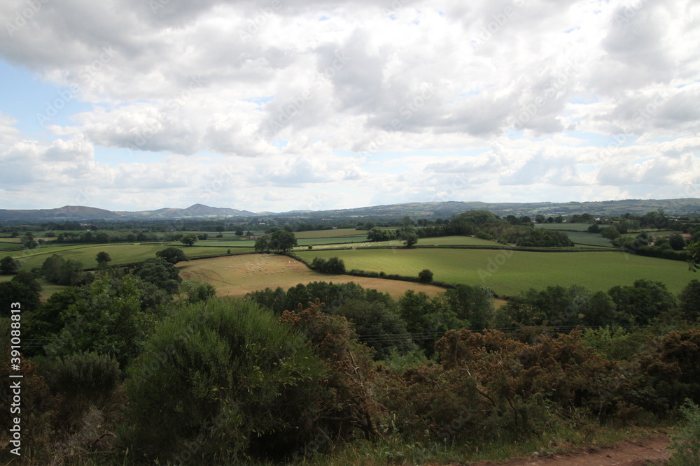 Fototapeta premium The Shropshire Countryside from Lyth Hill near Shrewsbury
