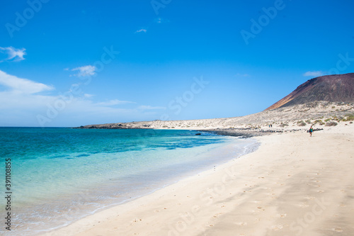 plage sur l   le de la graciosa