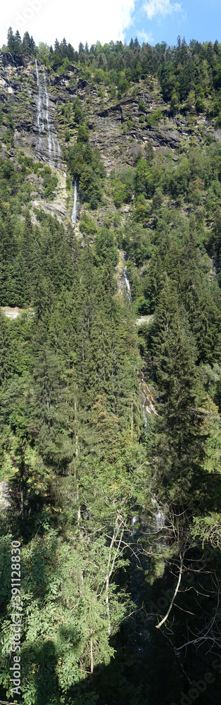 Stuller Wasserfälle -Wanderung auf dem Schluchtenweg Passeiertal Stuller Wasserfälle -Wanderung auf dem Schluchtenweg Passeiertal