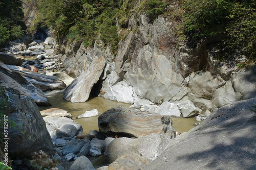 Wanderung auf dem Schluchtenweg Passeiertal photo