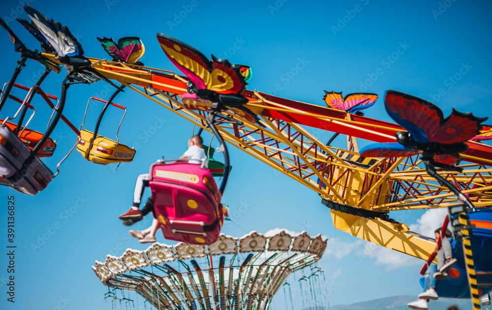 Naklejka premium Flying swing attraction