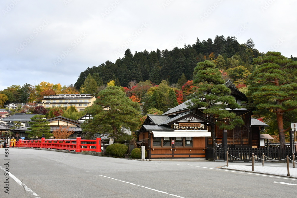 飛騨高山の秋　(HIDA TAKAYAMA）
