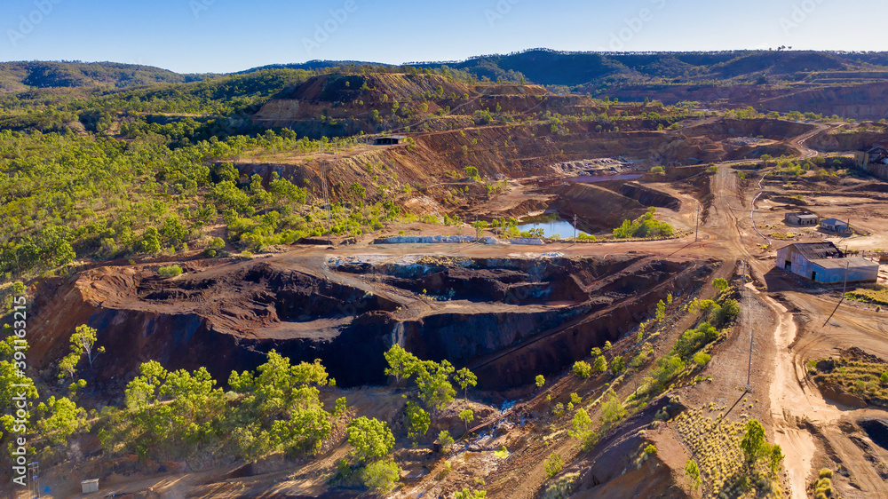 The cliffs at Mount Morgan Mine