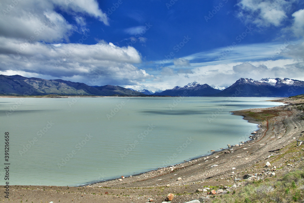 Lago argentino lake in El Calafate, Patagonia, Argentina