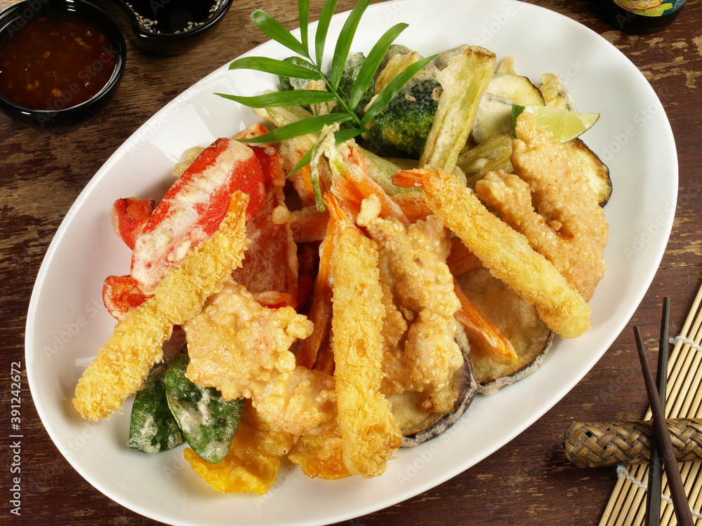 Tempura Gemüse mit Garnelen Tempura Gemüse mit Garnelen