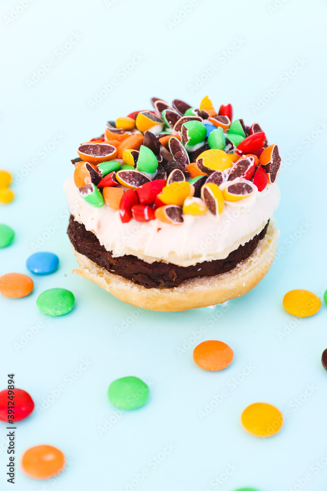 donut cream with rocklets lightgreen background donut cream with rocklets lightgreen background