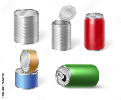Set of tic cans for food and drinks storage, template 3d realistic metal packages