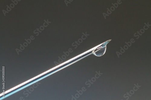 Vacuna e inyección contra la Covid-19