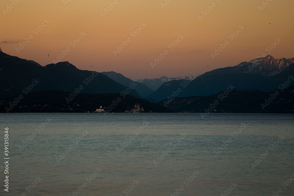 Coucher de soleil lac d'Annecy