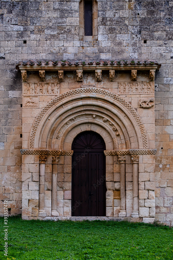 hermitage of San Pedro de Tejada, western doorway, Romanesque hermitage, Puente-Arenas, the Merindad de Valdivielso, Burgos, Spain