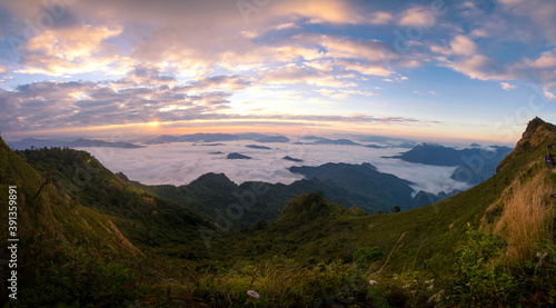 Sunrise and sea of ​​mist at Phu Chee Dao, Chiang Rai, North. Popular places of Chiang Rai © Chaiyuth