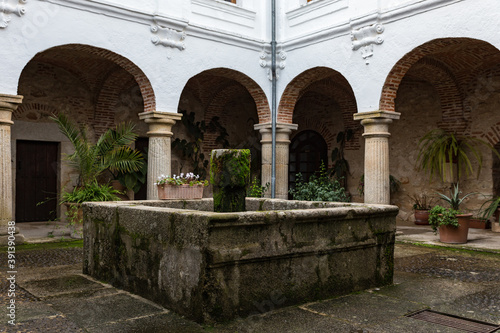 PEDROSO DE ACIM, SPAIN - Jan 21, 2013: Claustro del convento del Palancar photo