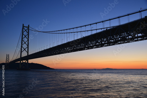 Fototapeta Naklejka Na Ścianę i Meble -  明石海峡大橋の夕景