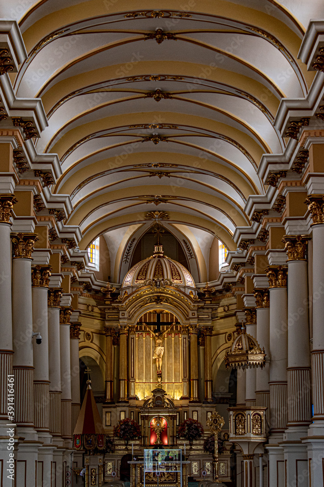 A picture of the interior art of a church with large colons and ornaments. Photo taken with tripod. A picture of the interior art of a church with large colons and ornaments. Photo taken with tripod.