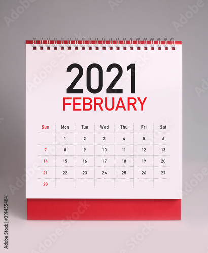 Simple desk calendar 2021 - February