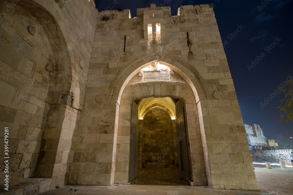 jerusalem-israel. 28-10-2020. Jaffa Gate in the walls of the Old City of Jerusalem at night, view from the outside.