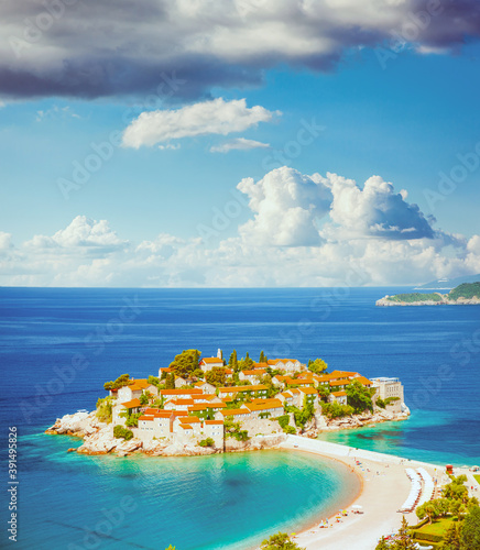 Fotografie Fantastic view of the small islet Sveti Stefan