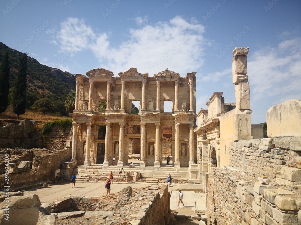 Fototapeta premium ancient greek temple