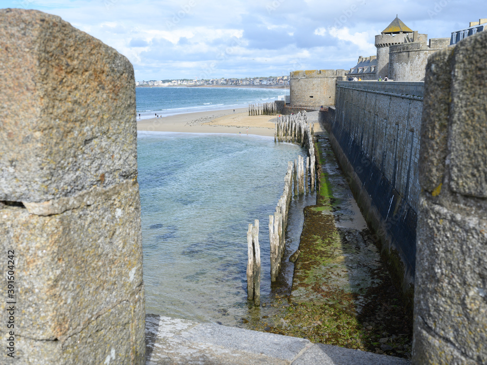 Sea view from Saint-Malo fortification