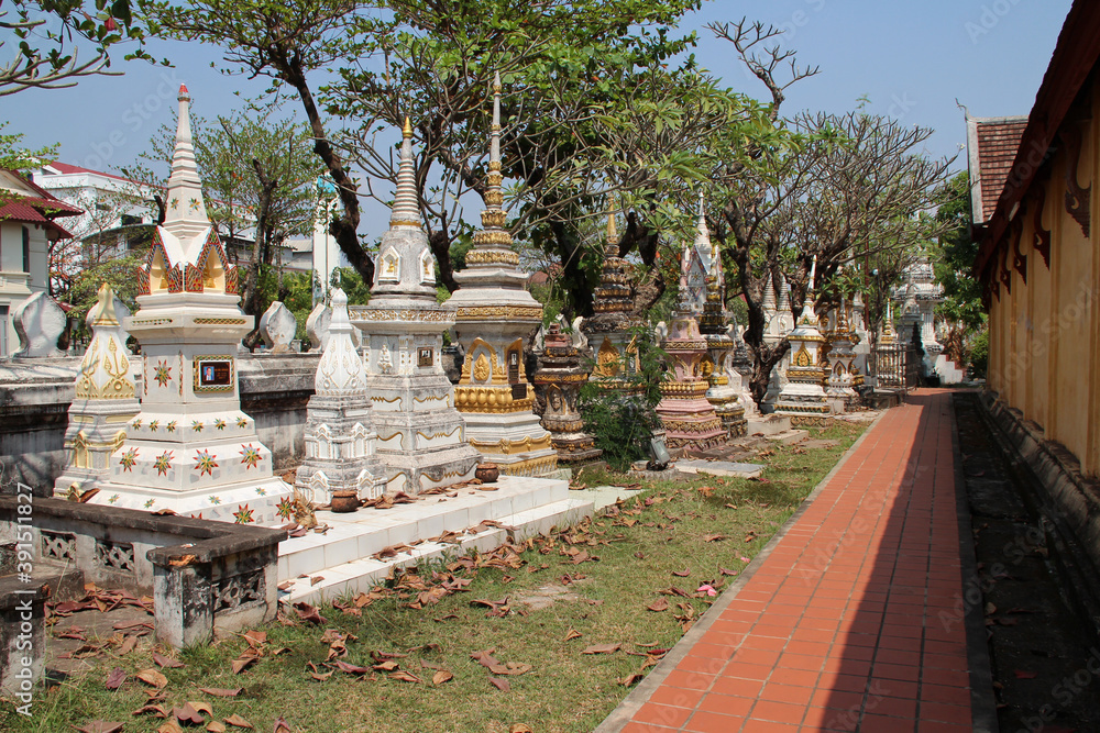 buddhist temple (Wat Sisakhet) in vientiane (laos)