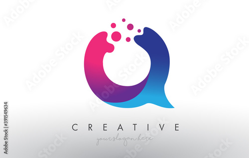 Q Letter Design with Creative Dots Bubble Circles and Blue Pink Colors