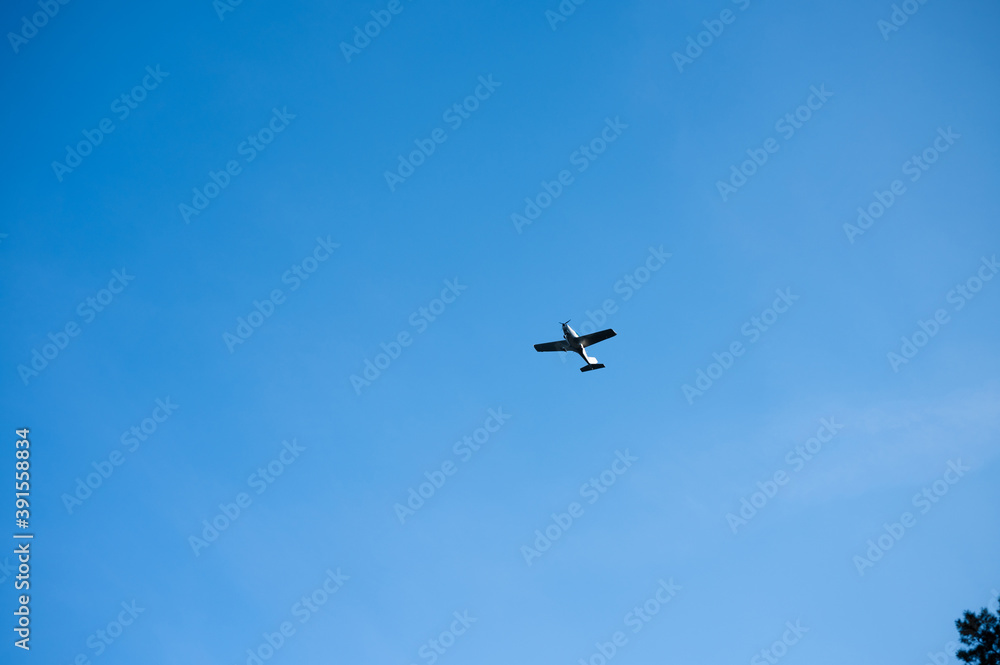 airplane in the sky airplane in the sky