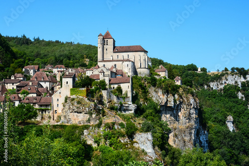 Wallpaper Mural Saint Cirq Lapopie - Lot - France Torontodigital.ca