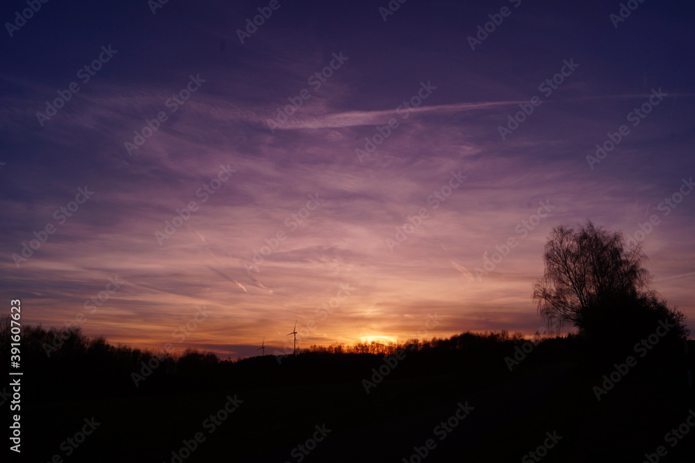 Fototapeta premium sunset in the mountains