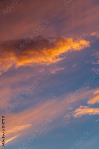 Allassac (Corrèze, France) - Ciel nuageux au coucher du soleil © PhilippeGraillePhoto