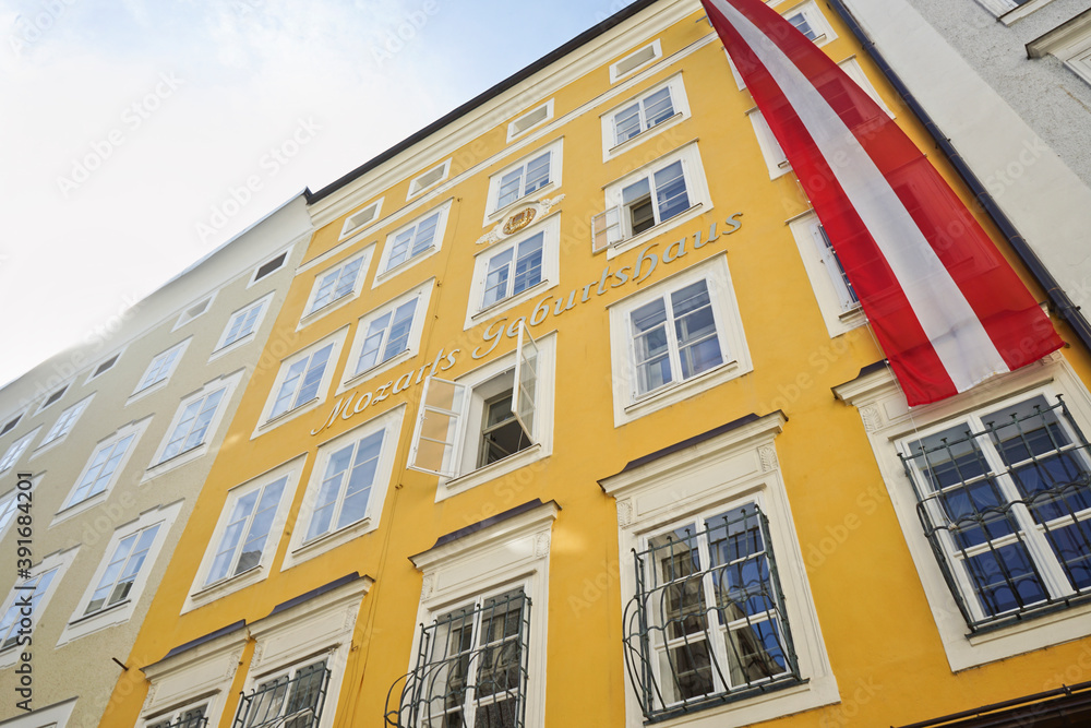 Fototapeta premium Mozarts Geburtshaus is the Mozart's birthplace is the most famous to visit in Salzburg, Austria.