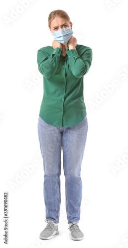 Stressed young woman wearin...
