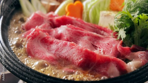 国産和牛ロースのすき焼き　Sukiyaki (Wagyu Beef Hot Pot)