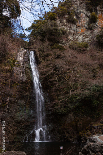 日本 大阪府の明治の森箕面国定公園の箕面滝