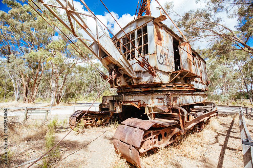 Dredge and Dragline Historical Site in Australia Dredge and Dragline Historical Site in Australia