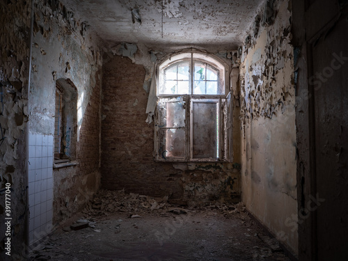 The old abandoned room of a building, Lost Place © wlad074